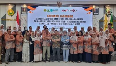 Melangkah Menuju Lebih Unggul, Fakultas Farmasi Tingkatkan Standarisasi Program Studi Sarjana Farmasi dan Magister Farmasi