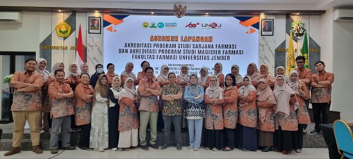 Melangkah Menuju Lebih Unggul, Fakultas Farmasi Tingkatkan Standarisasi Program Studi Sarjana Farmasi dan Magister Farmasi