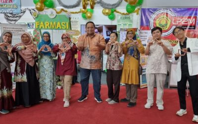 Showcase Universitas Jember 2025: Fakultas Farmasi Gelar Produk Inovasi Mahasiswa dan Dosen